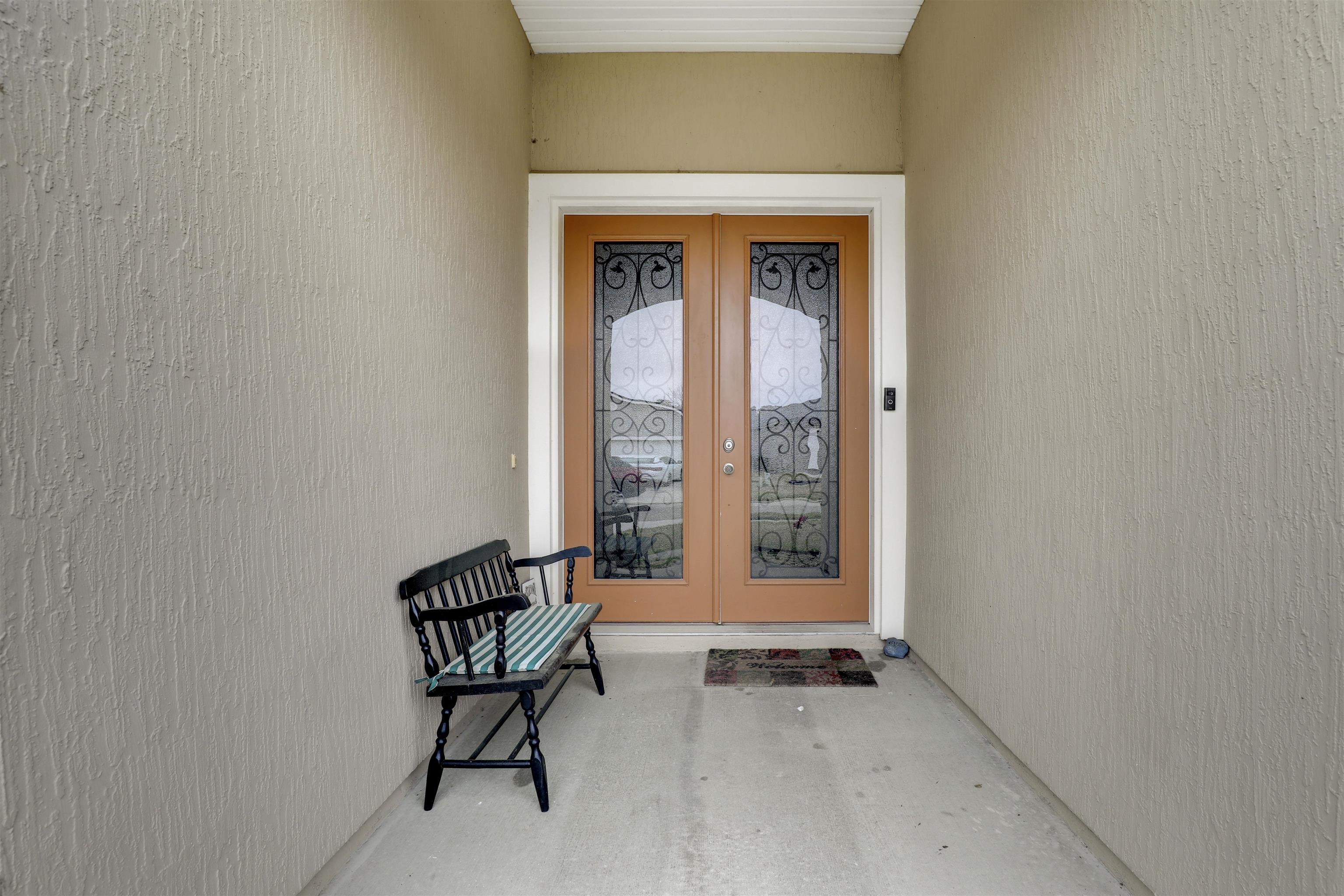 200 Ellsworth Circle St. Johns, FL 32259 - Photo 6 of 58 a view of an empty room and a window
