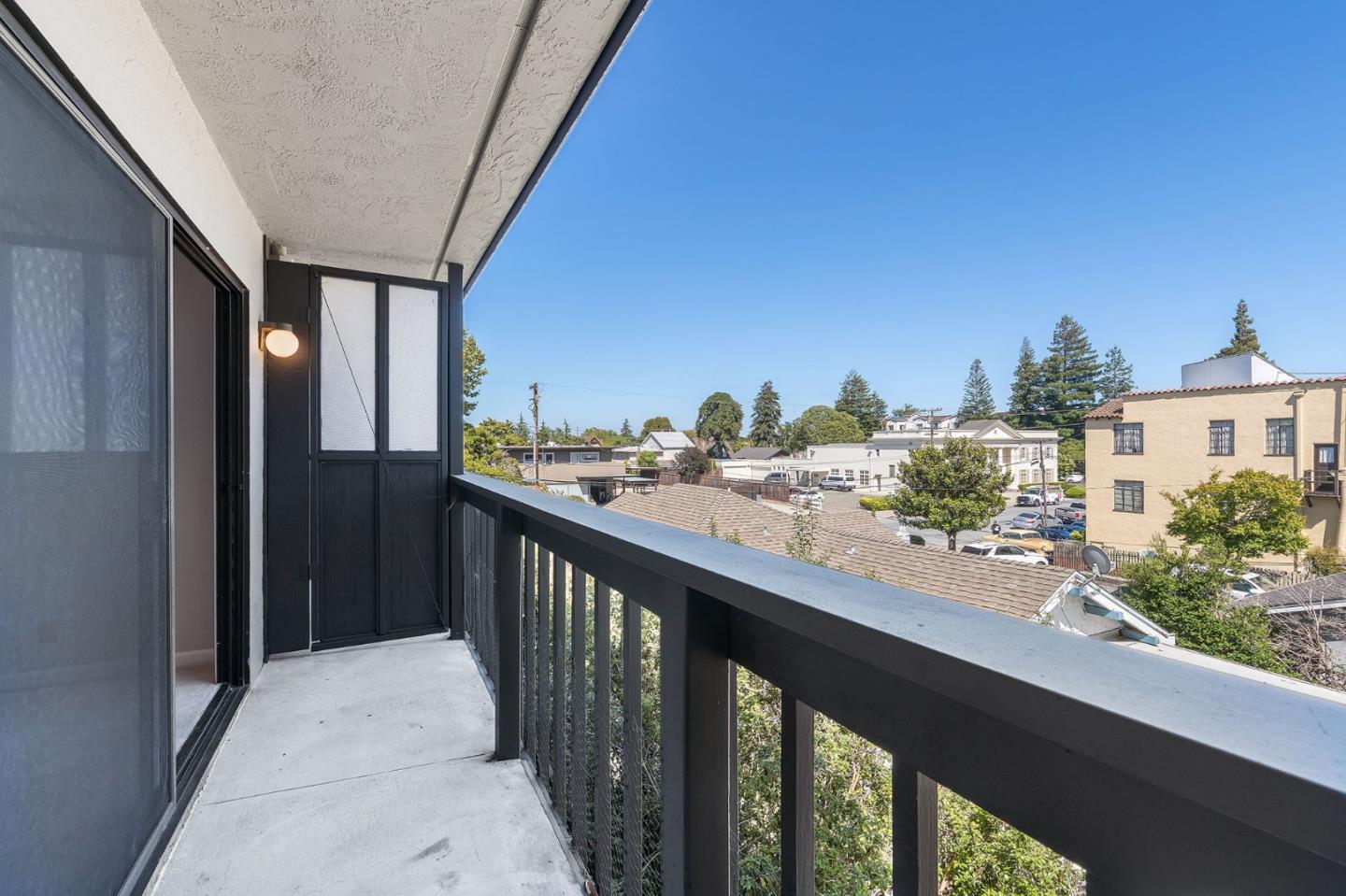 33 Park Road, Unit 13 Burlingame, CA 94010 - Photo 29 of 43 a view of city from balcony