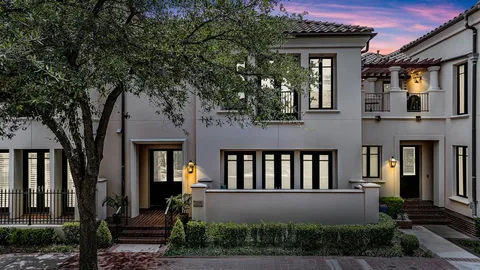 $999,734 | 2705 Museum Way, Fort Worth, TX 76107