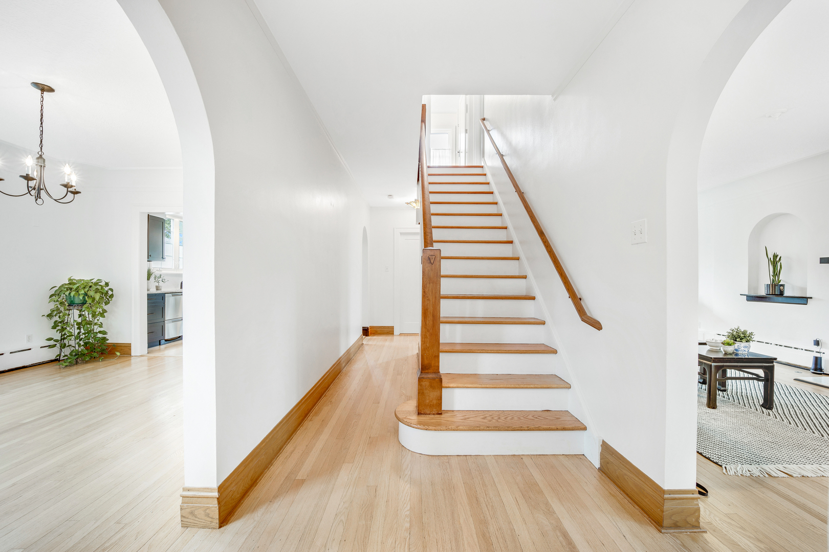 408 Shenstone Road Riverside, IL 60546 - Photo 11 of 38