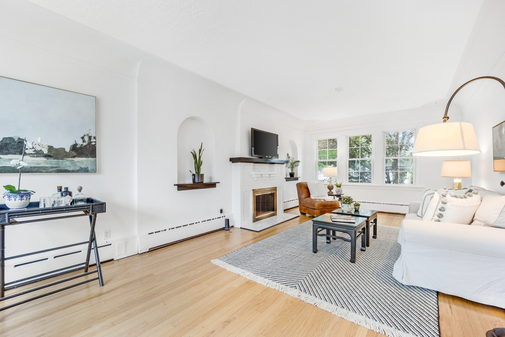 408 Shenstone Road Riverside, IL 60546 - Photo 13 of 38