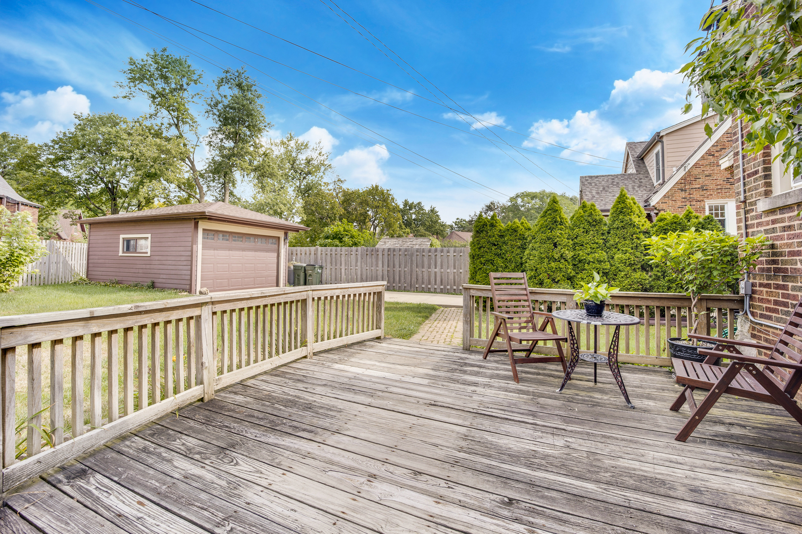 408 Shenstone Road Riverside, IL 60546 - Photo 5 of 38