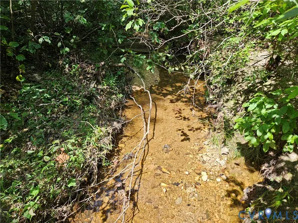 $389,900 | 4809 West James Anderson Highway, Gladstone, VA 24553