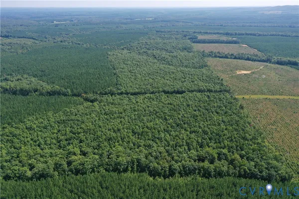 $389,900 | 4809 West James Anderson Highway, Gladstone, VA 24553