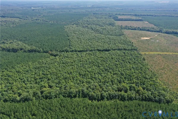 $389,900 | 4809 West James Anderson Highway, Gladstone, VA 24553