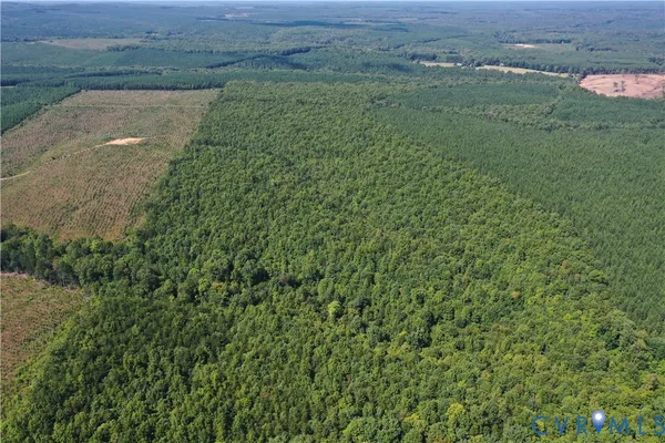 $389,900 | 4809 West James Anderson Highway, Gladstone, VA 24553