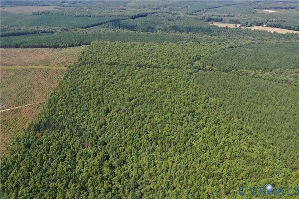 $389,900 | 4809 West James Anderson Highway, Gladstone, VA 24553