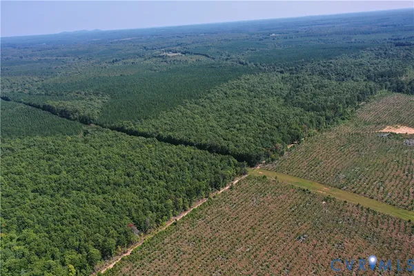 $389,900 | 4809 West James Anderson Highway, Gladstone, VA 24553