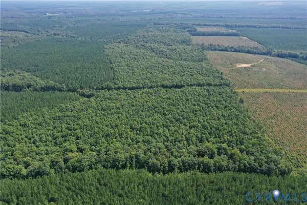 $389,900 | 4809 West James Anderson Highway, Gladstone, VA 24553