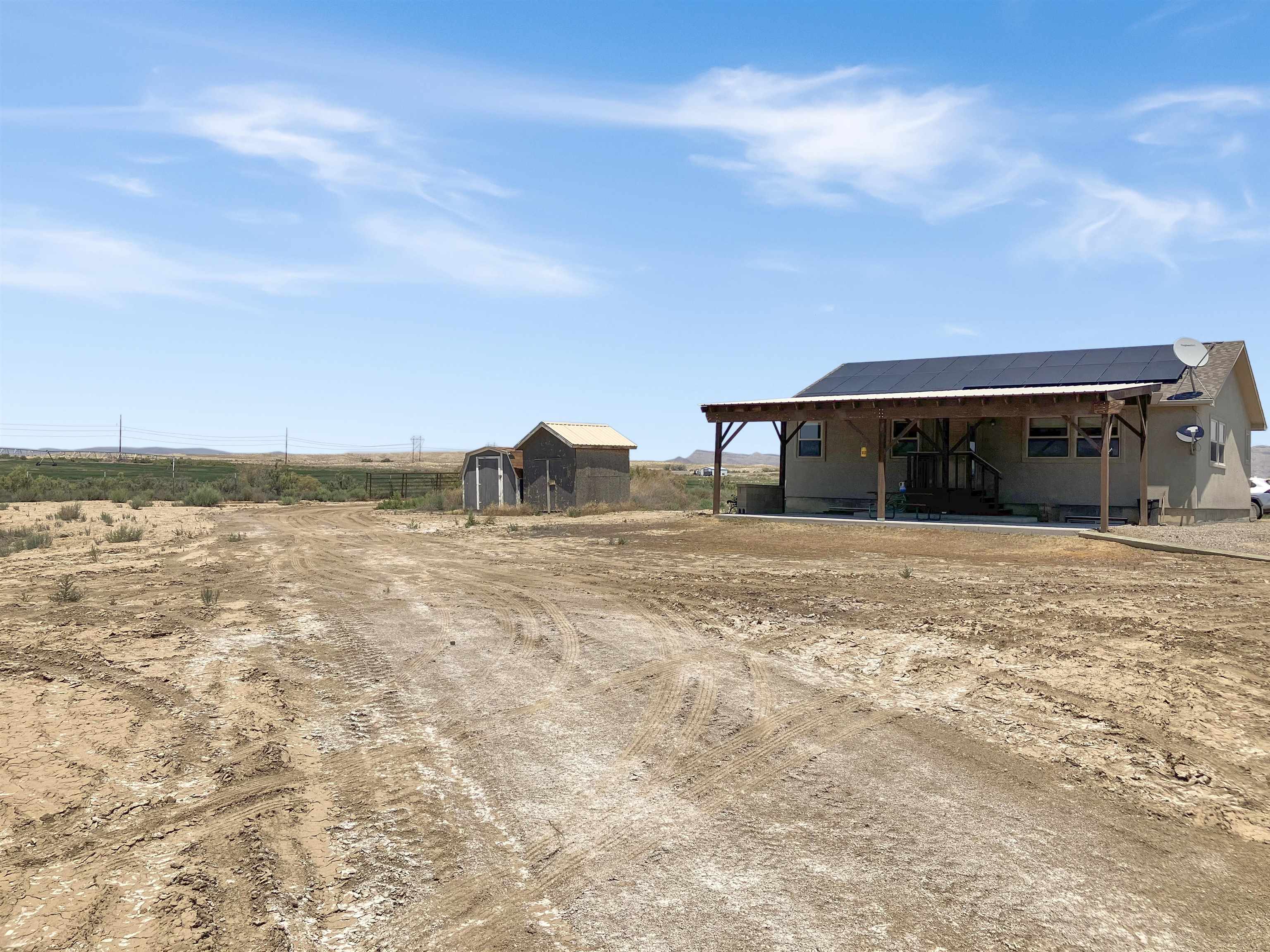 1665 17 Road Loma, CO 81524 - Photo 5 of 41