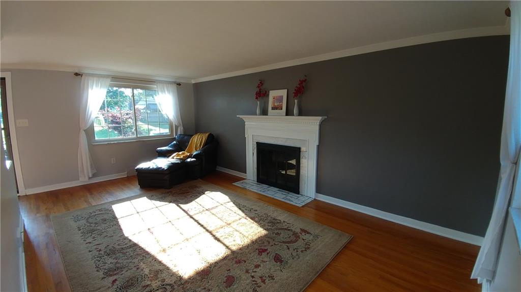 319 Rockhill Road Pittsburgh, PA 15243 - Photo 3 of 25