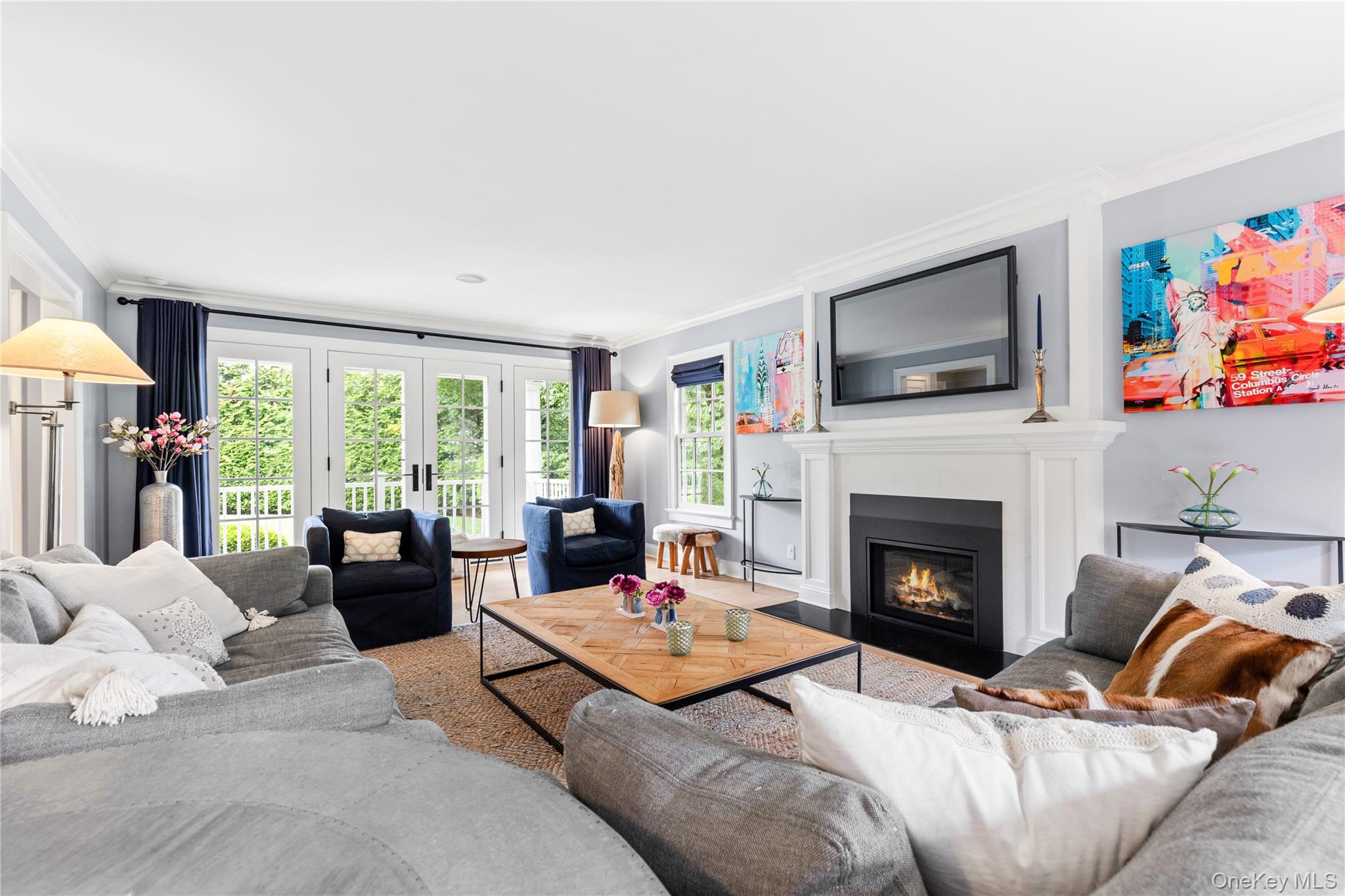394 Park Avenue Rye, NY 10580 - Photo 5 of 36 Front to back Great room/LR with gas fireplace and wood mantel