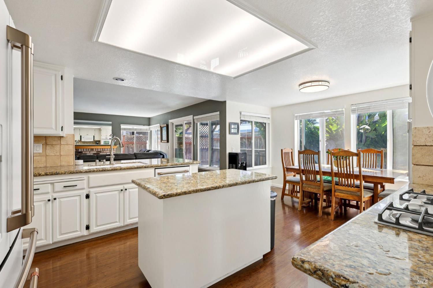 1422 Roman Drive Rohnert Park, CA 94928 - Photo 18 of 35