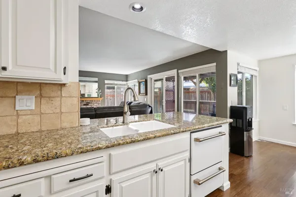 $1,050,000 | 1422 Roman Drive, Rohnert Park, CA 94928