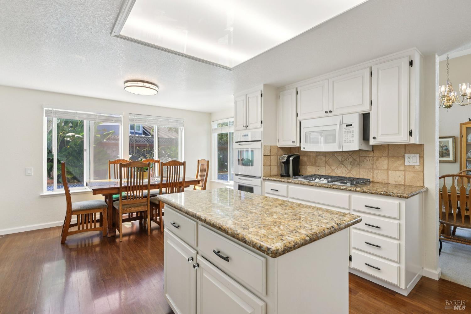 1422 Roman Drive Rohnert Park, CA 94928 - Photo 20 of 35