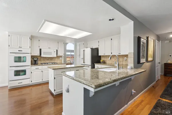 $1,050,000 | 1422 Roman Drive, Rohnert Park, CA 94928