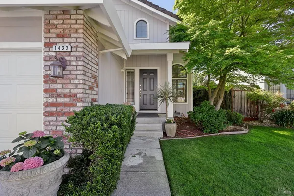 $1,050,000 | 1422 Roman Drive, Rohnert Park, CA 94928
