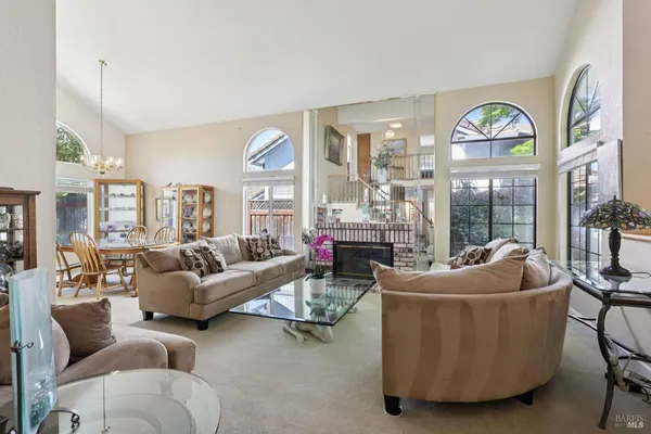 $1,050,000 | 1422 Roman Drive, Rohnert Park, CA 94928