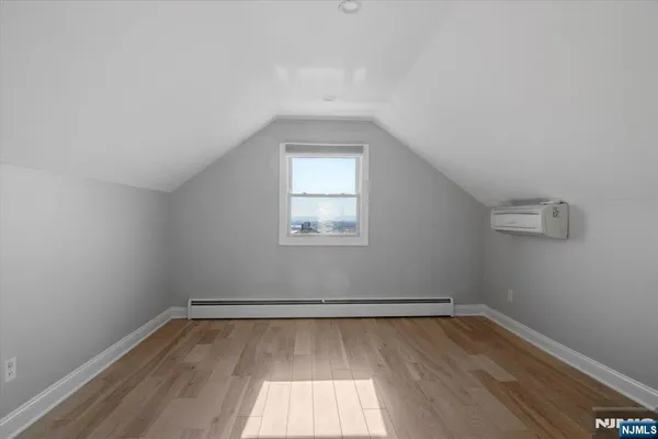 $899,999 | 565 Center Street, Wood-Ridge, NJ 07075