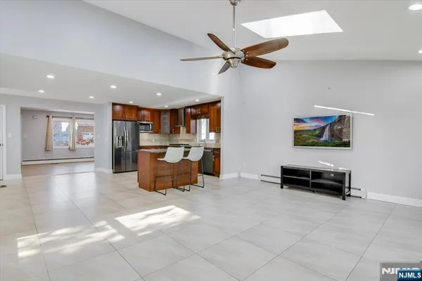 $899,999 | 565 Center Street, Wood-Ridge, NJ 07075