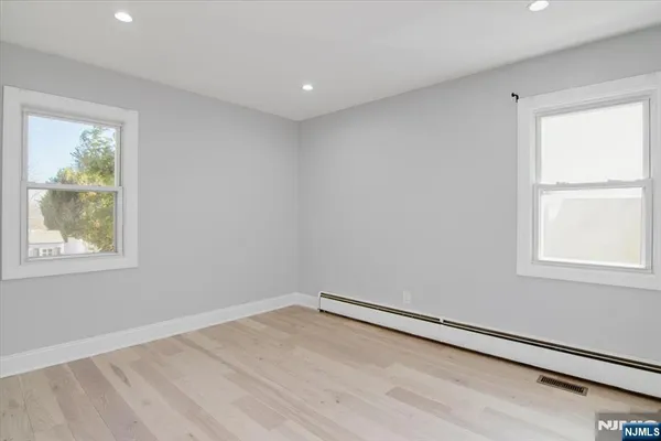 $899,999 | 565 Center Street, Wood-Ridge, NJ 07075