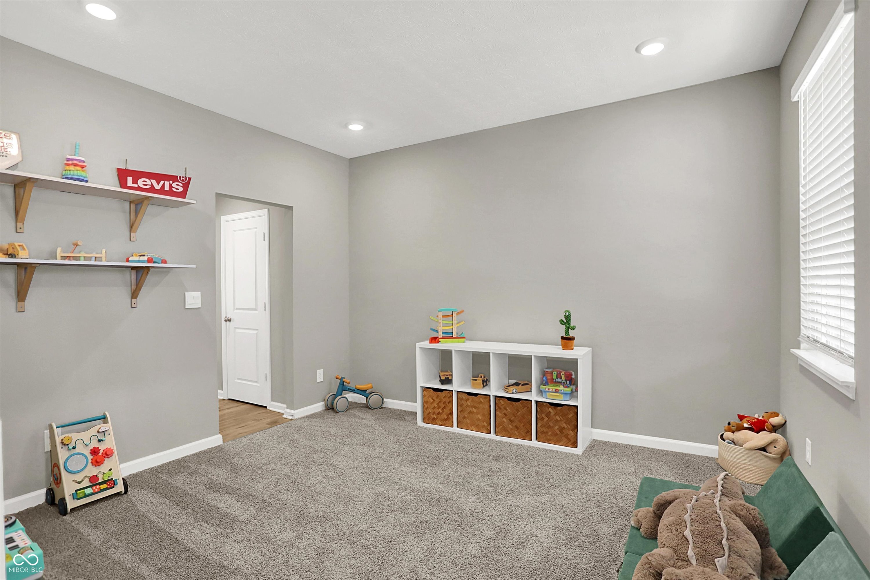 637 Kilmore Drive Pendleton, IN 46064 - Photo 6 of 36