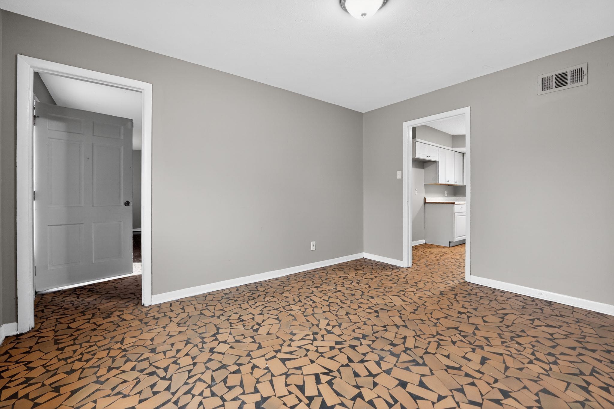 4646 Applegate Road Memphis, TN 38109 - Photo 7 of 37 a view of an empty room