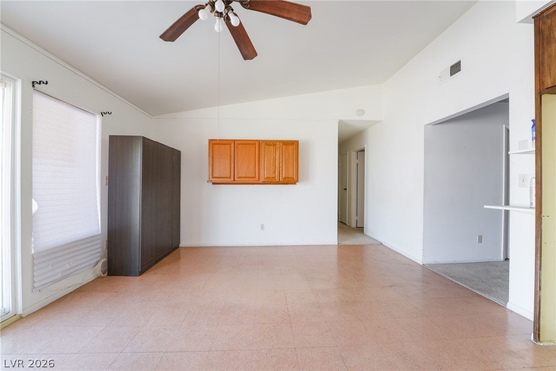 2102 East Russell Road Las Vegas, NV 89119 - Photo 11 of 35