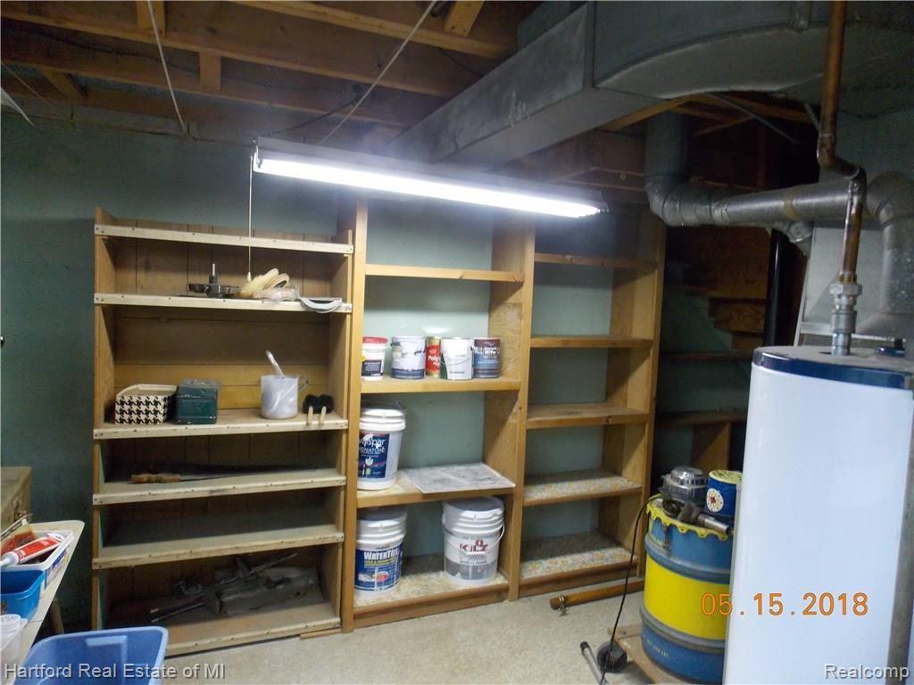 28017 West Nine Mile Road Farmington Hills, MI 48336 - Photo 23 of 27