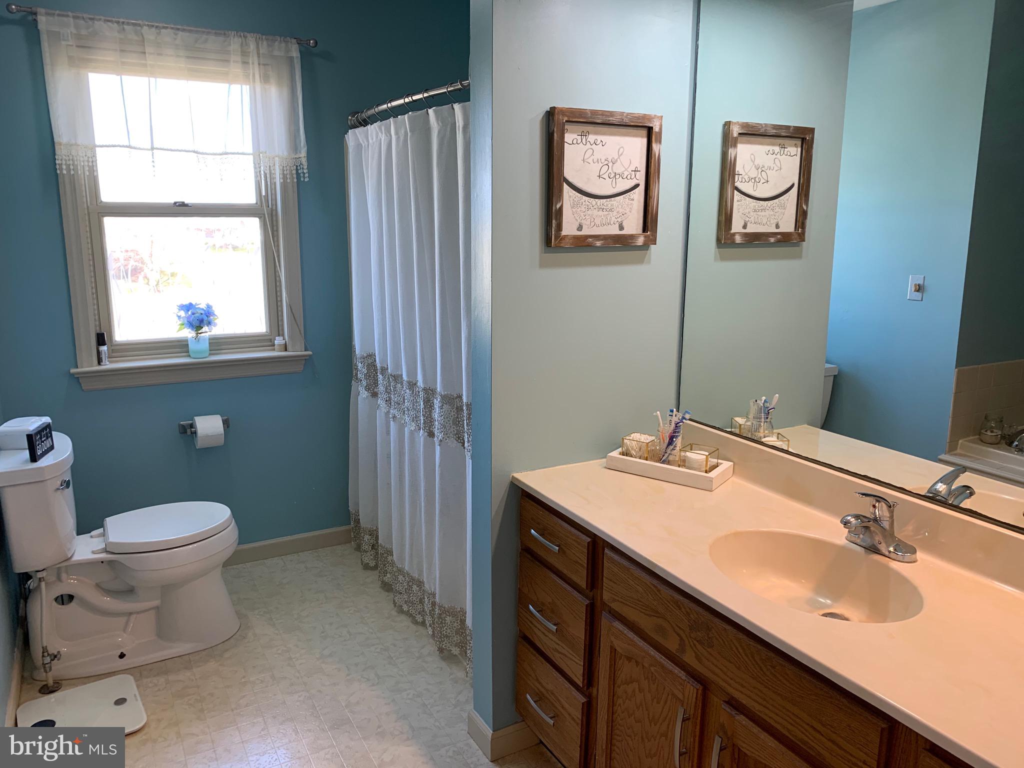 2072 Rhoda Avenue Mount Joy, PA 17552 - Photo 13 of 24 Gallery Image 13