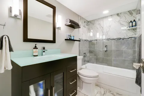 $4,100 | 204 Old Meadow Way, Palm Beach Gardens, FL 33418