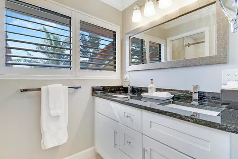 $4,100 | 204 Old Meadow Way, Palm Beach Gardens, FL 33418