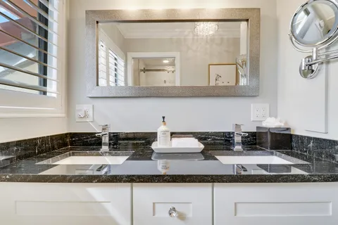 $4,100 | 204 Old Meadow Way, Palm Beach Gardens, FL 33418