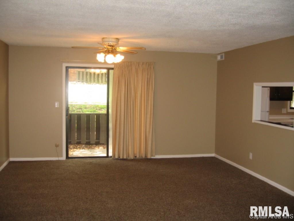 1921 Jeanette Lane, Unit 1 Springfield, IL 62702 - Photo 3 of 14 Gallery Image 3