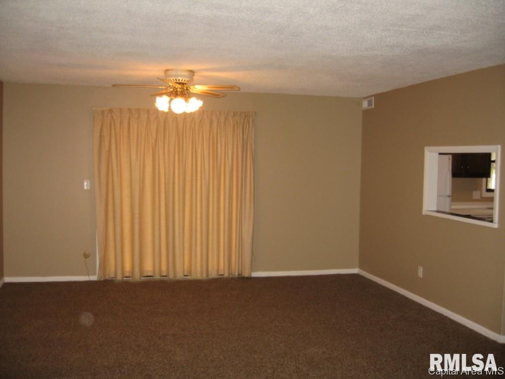 1921 Jeanette Lane, Unit 1 Springfield, IL 62702 - Photo 4 of 14 Gallery Image 4