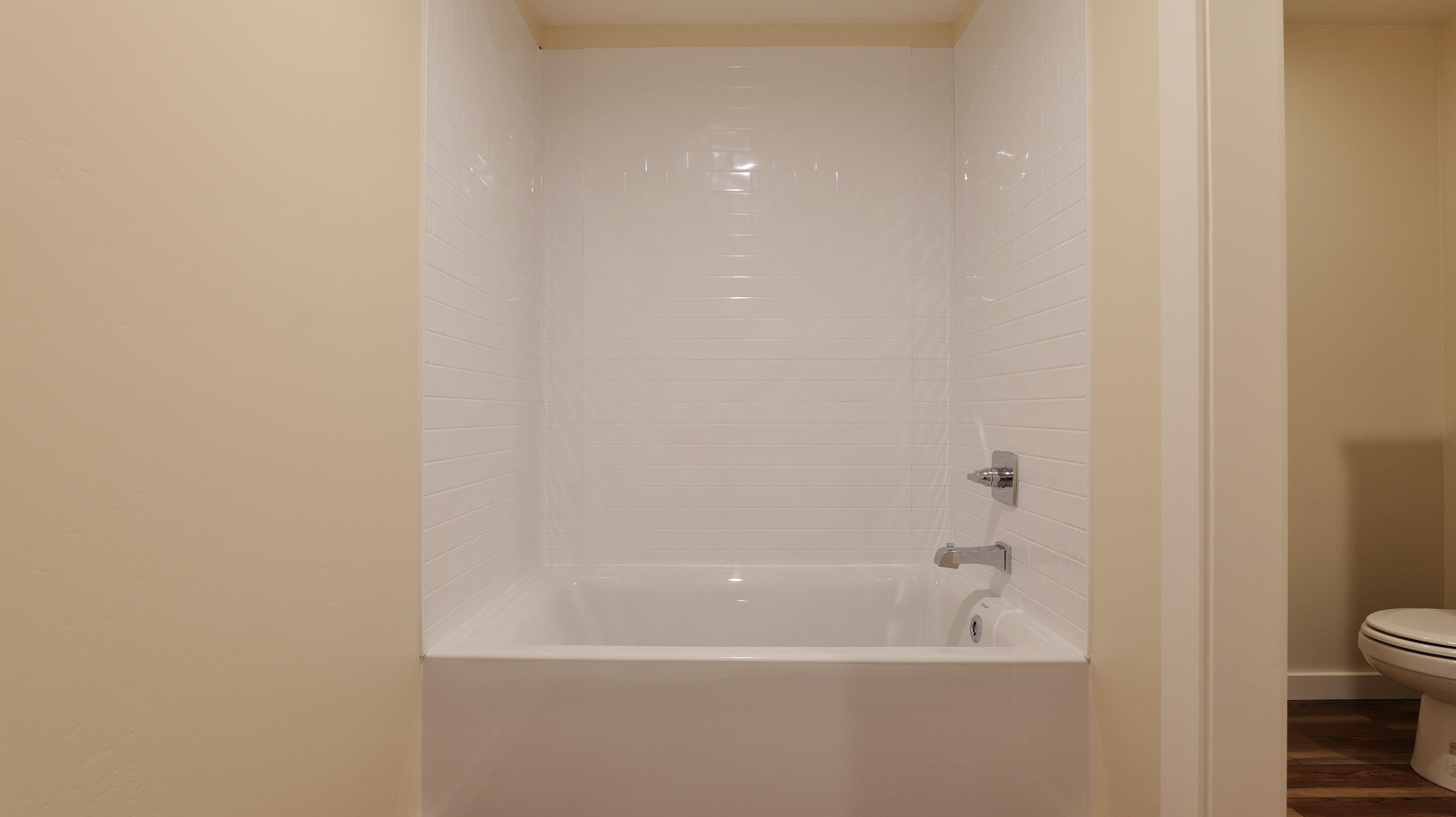 769 Mather Road Prospect, OR 97536 - Photo 32 of 70 Bathroom #2