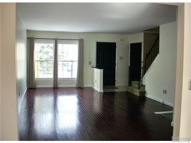 1262 Windmill Court, Unit 266 Rochester, MI 48306 - Photo 3 of 18