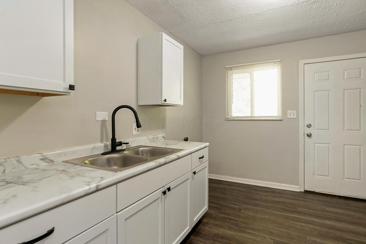 730-748 North Nelson Road Columbus, OH 43219 - Photo 31 of 47
