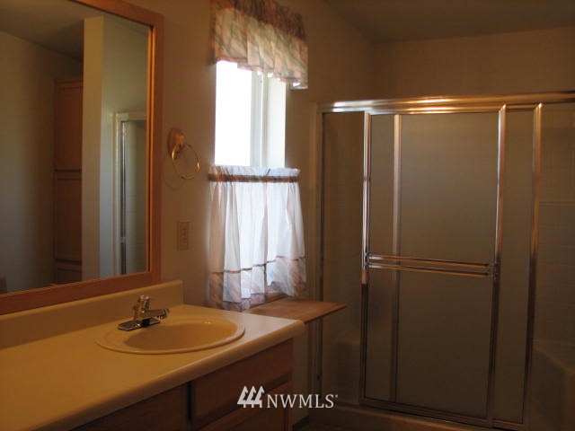 323 Spring Circle Mattawa, WA 99349 - Photo 6 of 10 Gallery Image 6