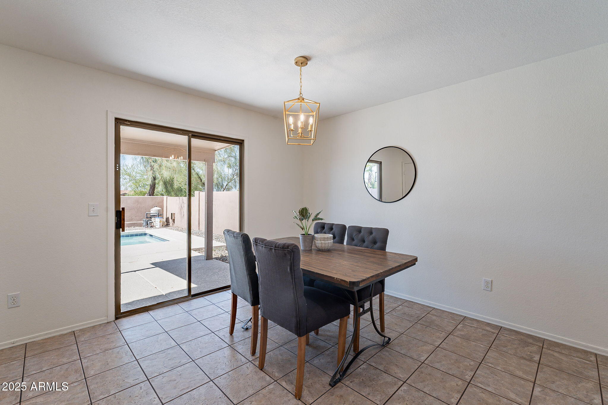 1106 East Pedro Road Phoenix, AZ 85042 - Photo 11 of 35 Dining Area