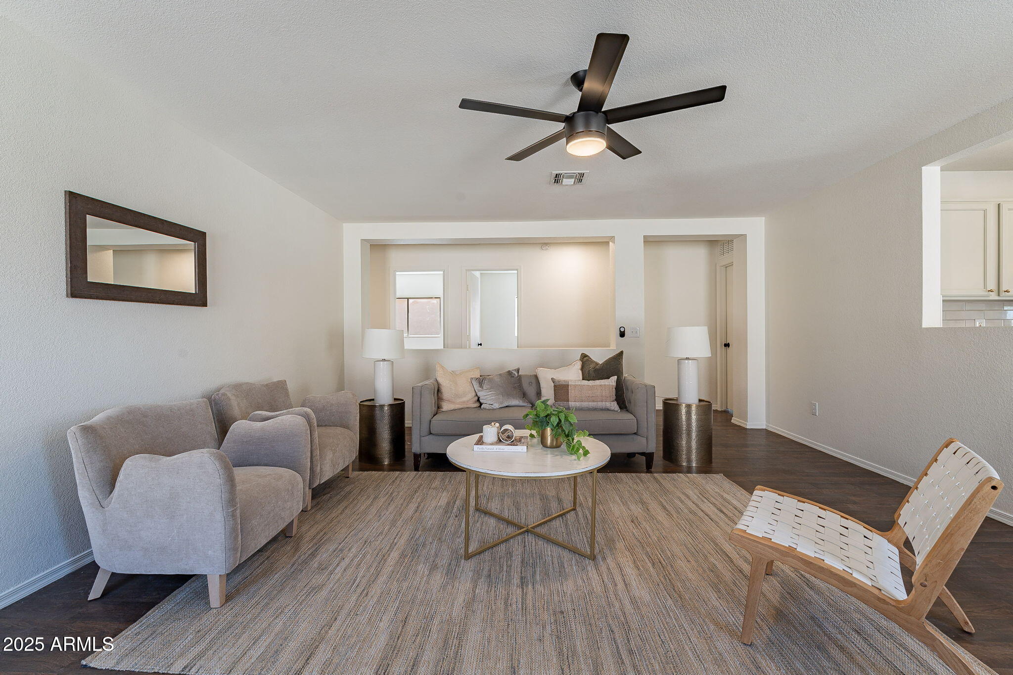 1106 East Pedro Road Phoenix, AZ 85042 - Photo 6 of 35 Great Room