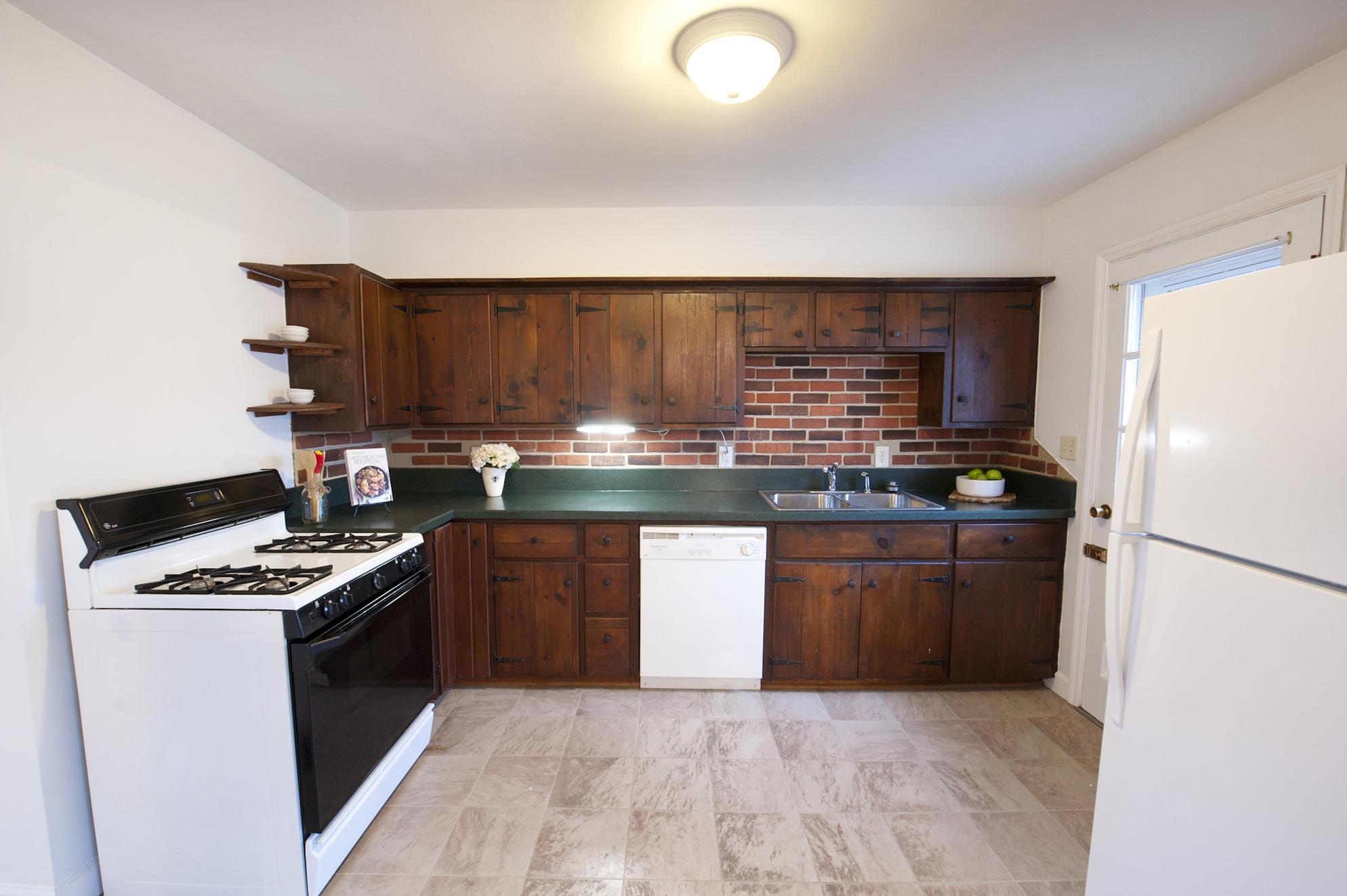 465 Chase Road Columbus, OH 43214 - Photo 6 of 25 Gallery Image 6
