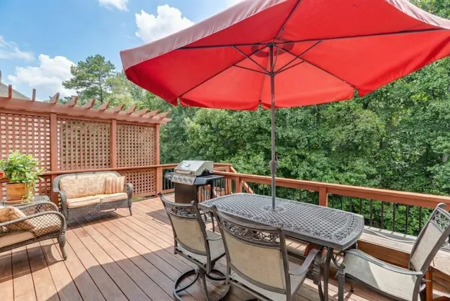 $925,000 | 382 Spring Willow Drive Northwest, Sugar Hill, GA 30518