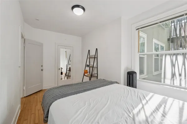 $213,000 | 905 Northeast 43rd Street, Unit 108, Seattle, WA 98105