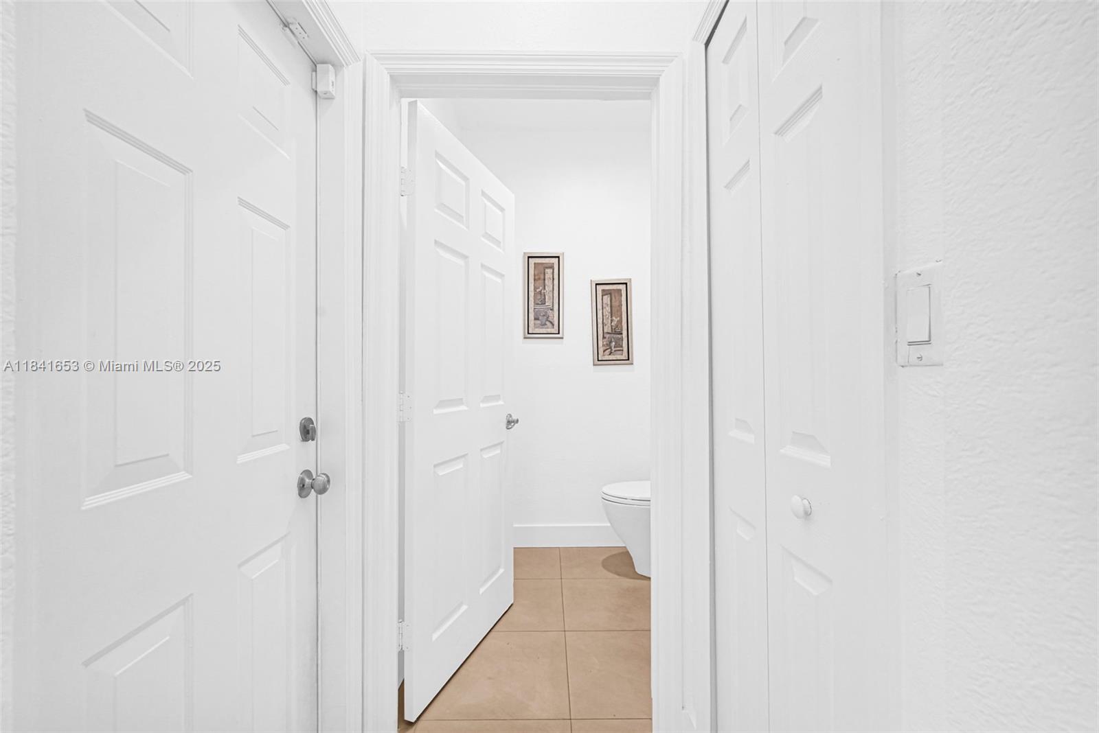 Three Lakes Miami, FL 33186 - Photo 24 of 54