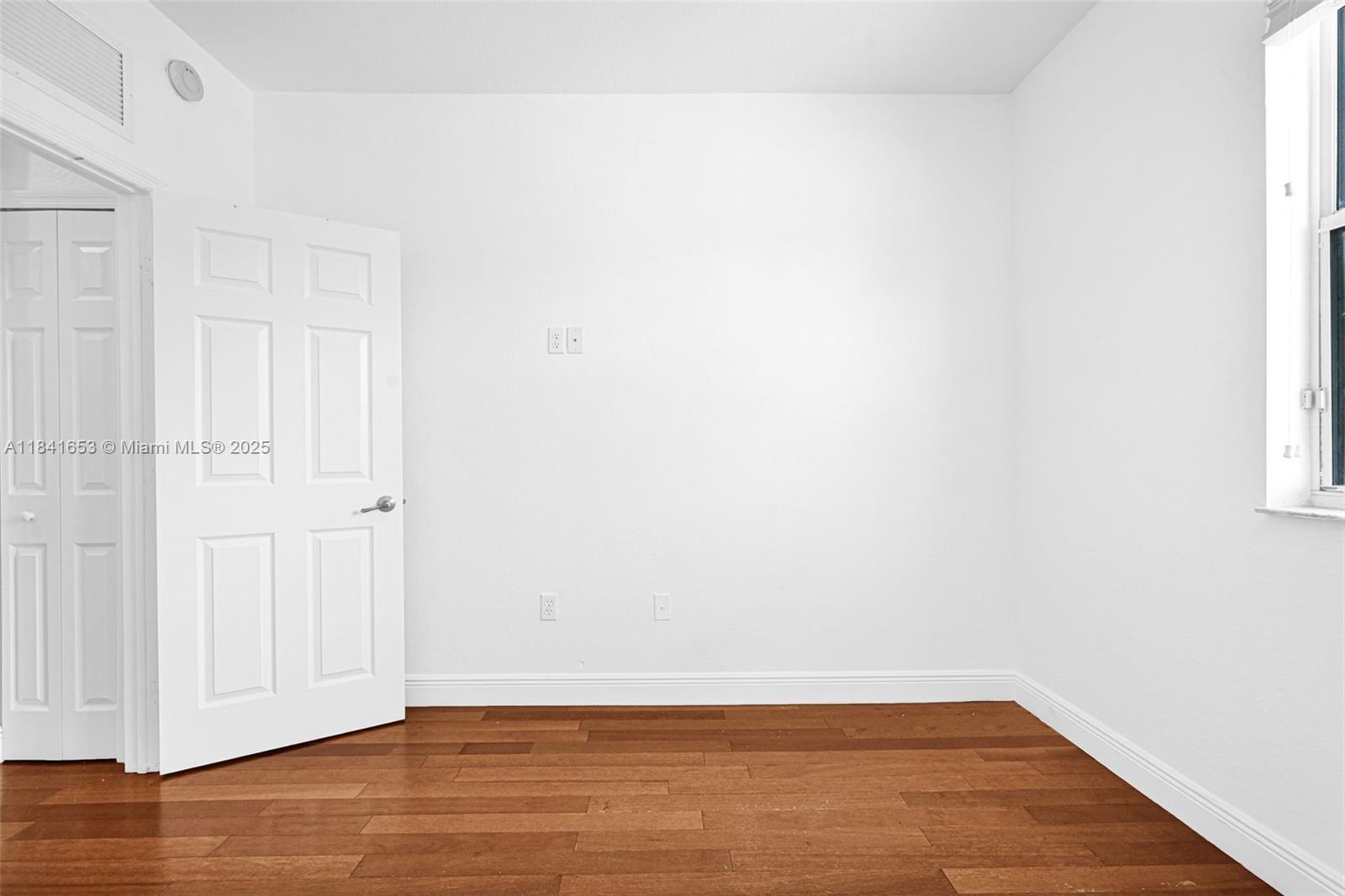 Three Lakes Miami, FL 33186 - Photo 27 of 54