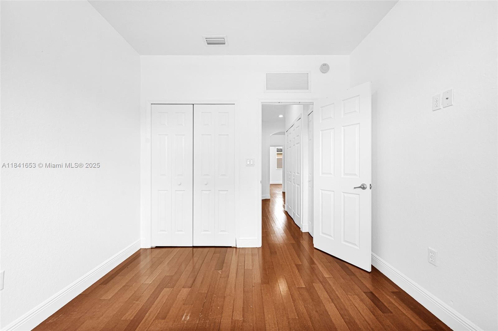 Three Lakes Miami, FL 33186 - Photo 28 of 54