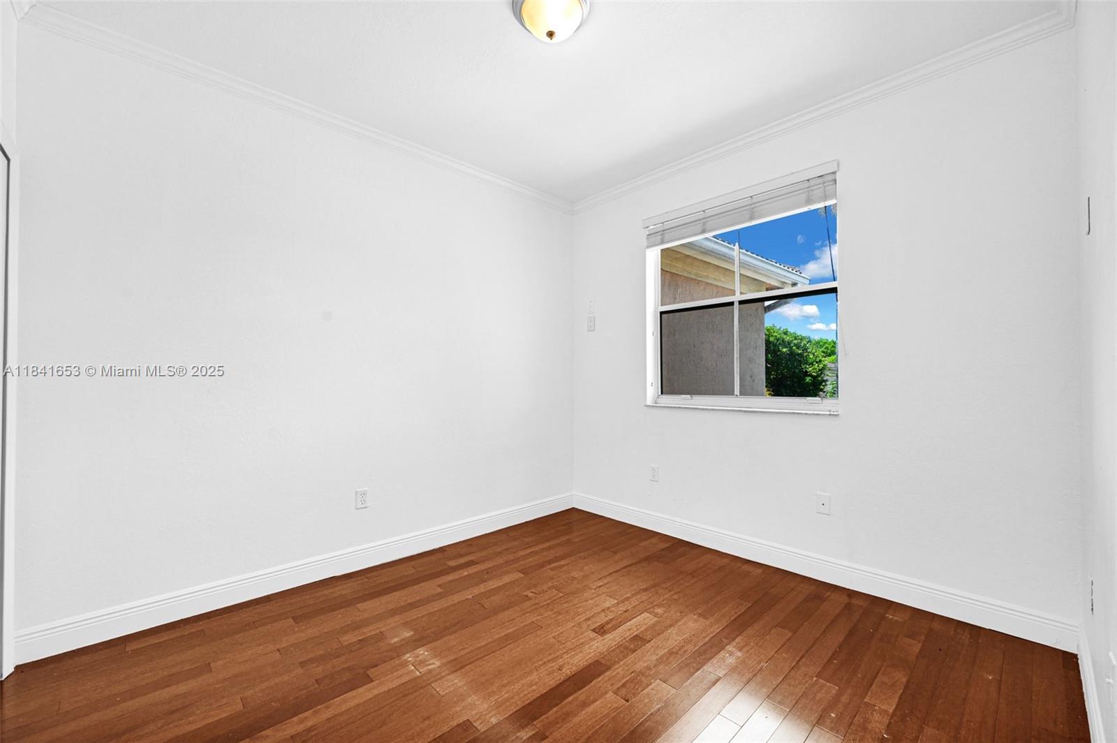 Three Lakes Miami, FL 33186 - Photo 29 of 54