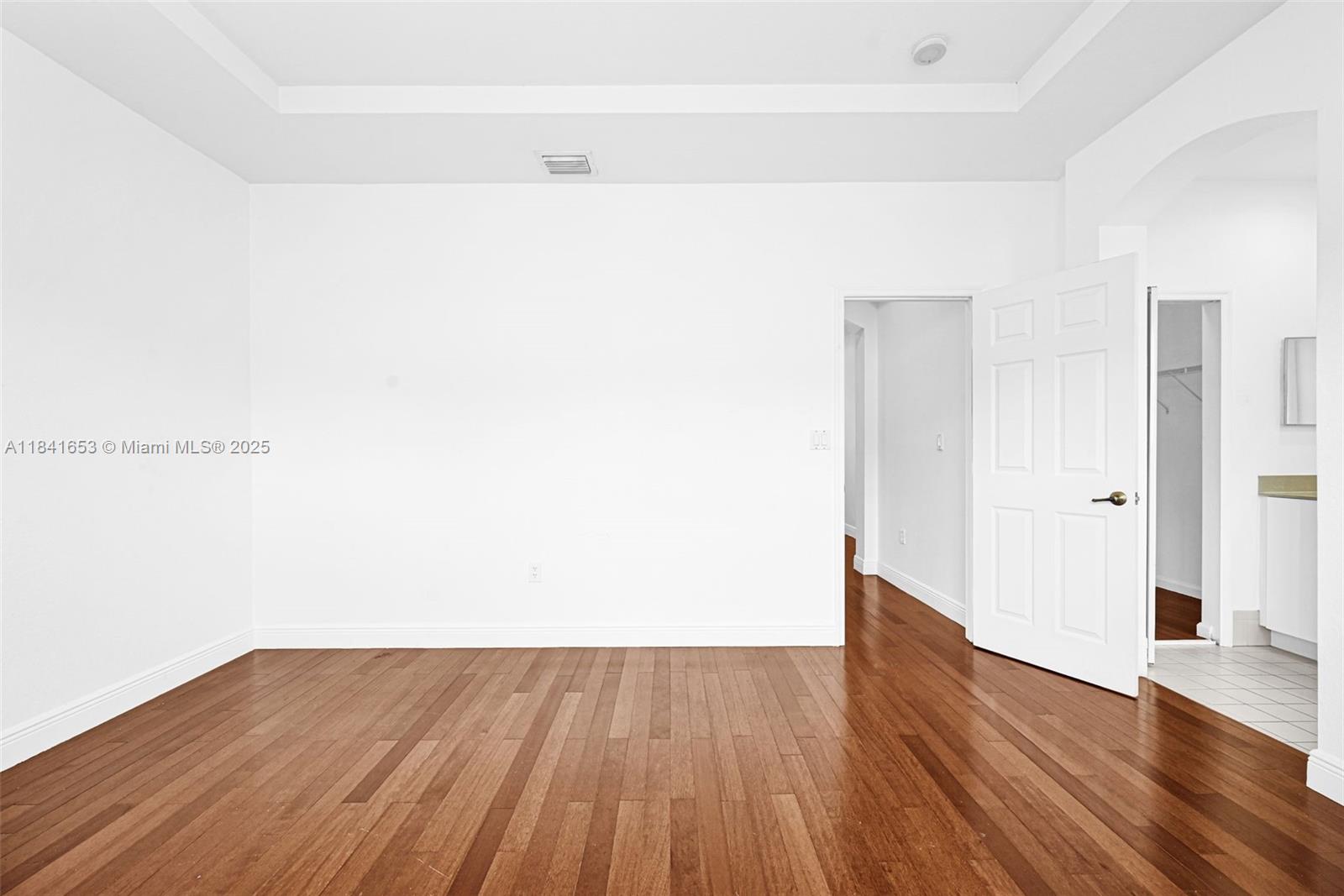 Three Lakes Miami, FL 33186 - Photo 38 of 54