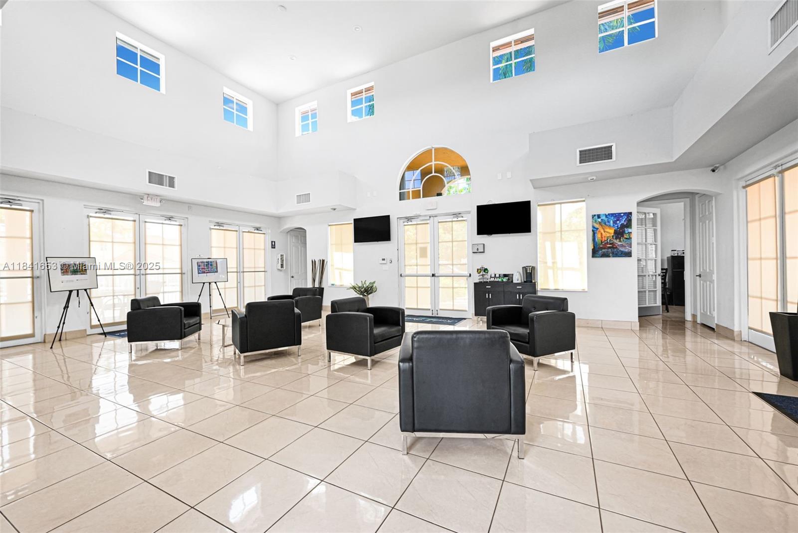 Three Lakes Miami, FL 33186 - Photo 47 of 54